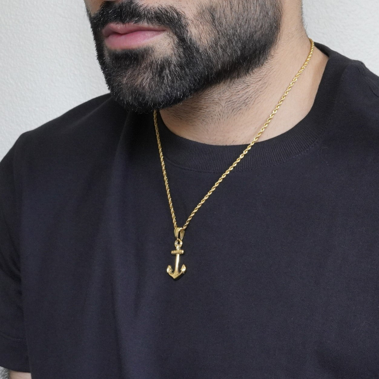 Anchor Pendant - Gold