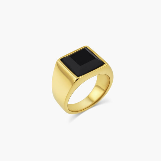 Onyx Ring - Gold